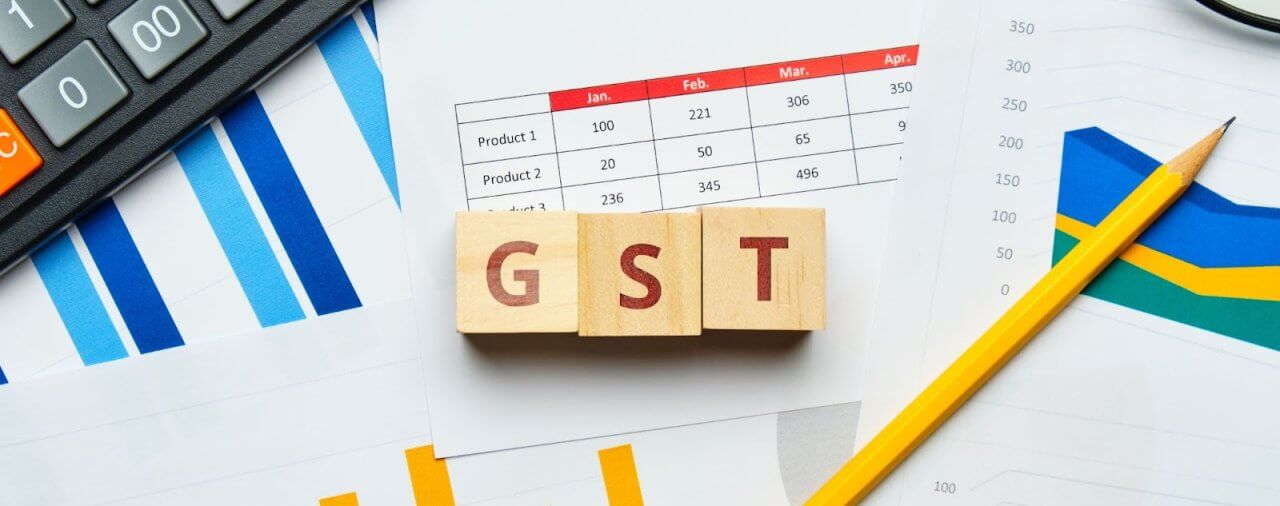 What is voluntary registration under gst?