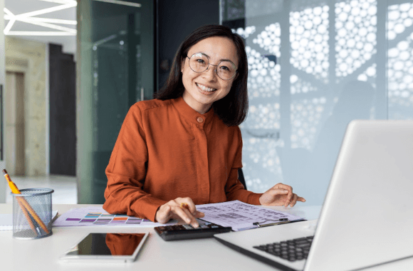 Financial Statements Analysis Unveiled - Your Essential Guide 1 person calculating finances