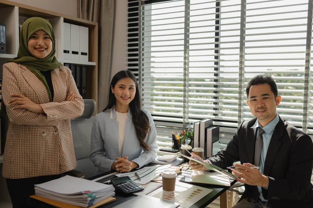 Consider Payroll Outsourcing