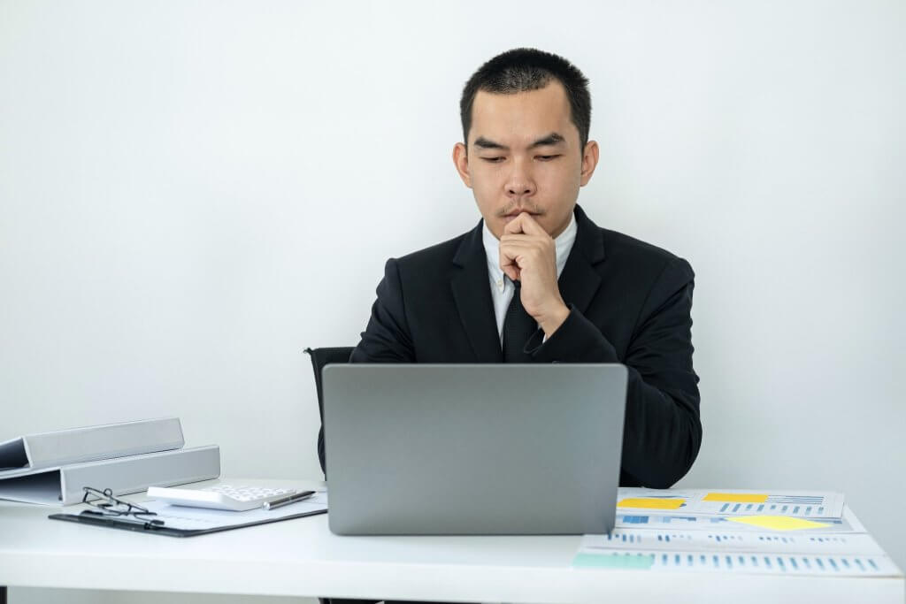 The Difference Between Cost Accounting and Financial Accounting