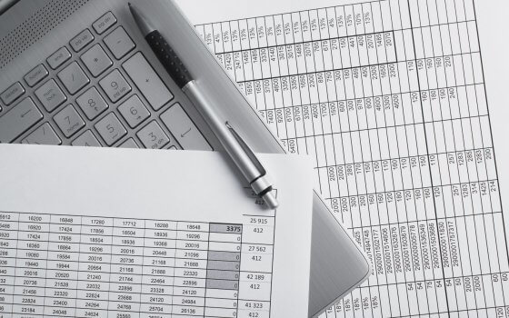 What are the Differences Between Bookkeeping and Accounting?